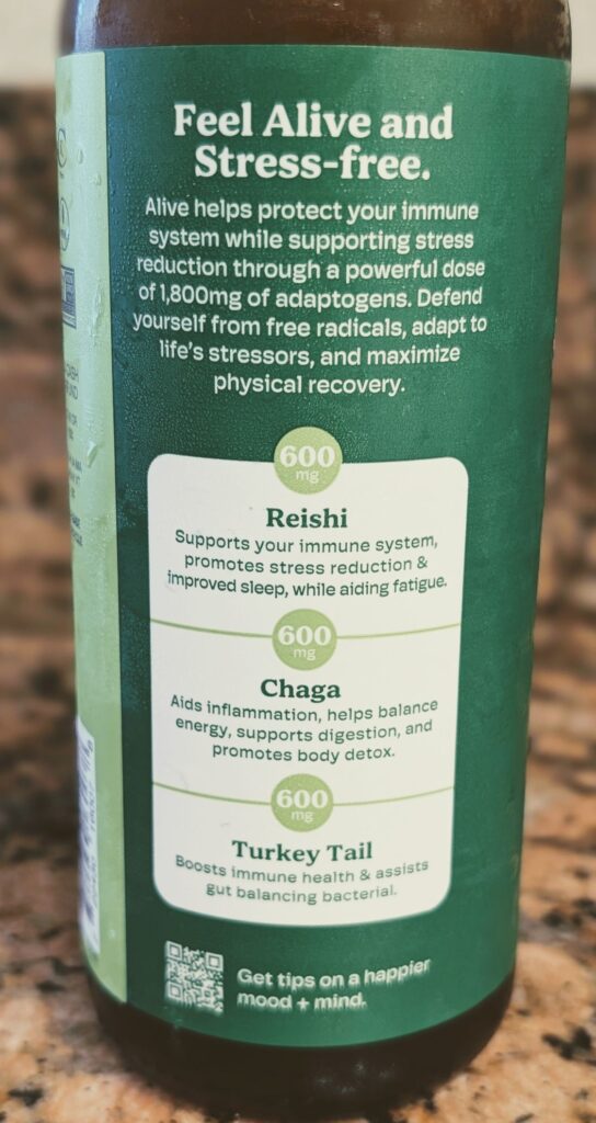 Side of GTs Alive Mindful Matcha Cream Soda bottle showing health benefits